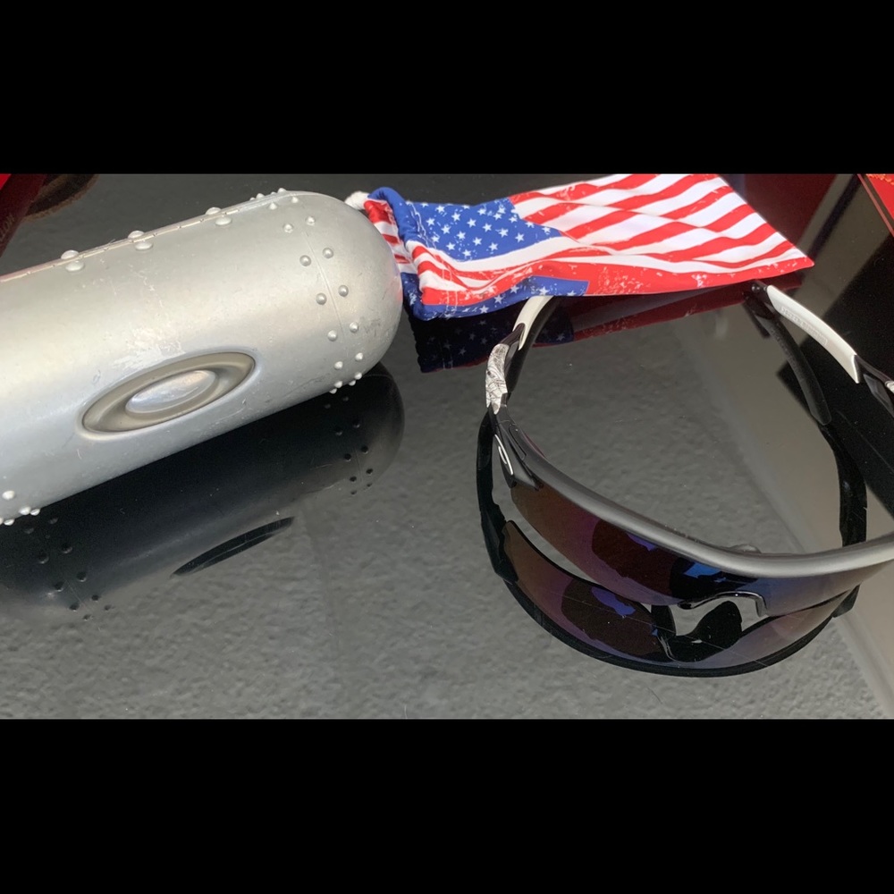 Oakley Radarlock Sunglasses